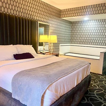 Park Manor Hotel คลิฟตันพาร์ค ภายนอก รูปภาพ A room at the Hilton Garden Inn in San Francisco