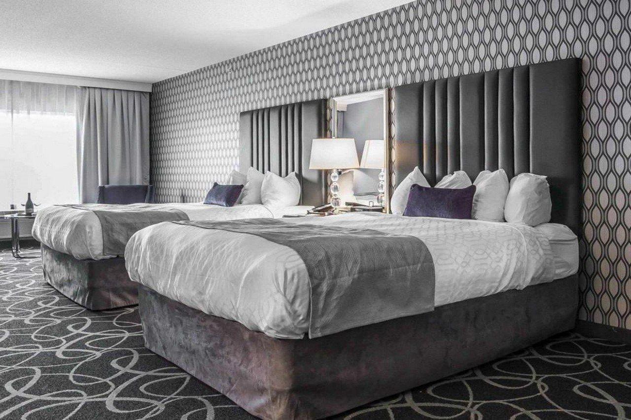 Park Manor Hotel คลิฟตันพาร์ค ภายนอก รูปภาพ A typical room at the Hilton Garden Inn