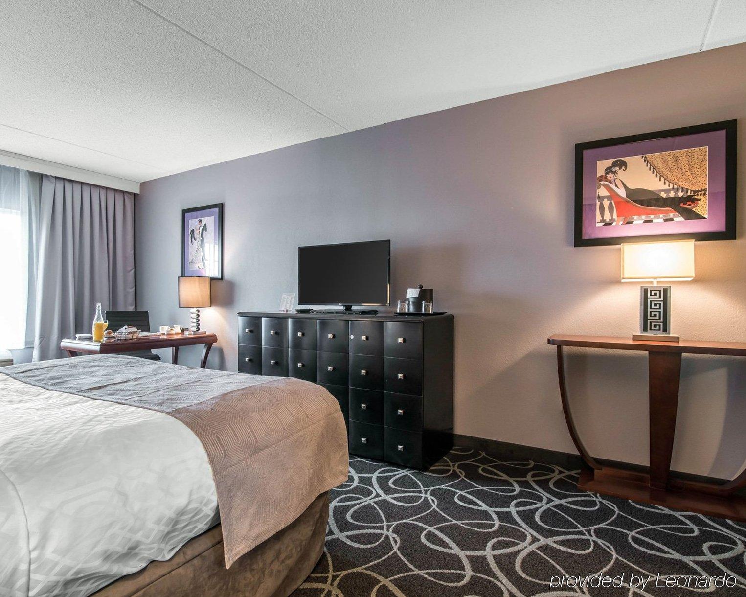 Park Manor Hotel คลิฟตันพาร์ค ภายนอก รูปภาพ A typical hotel room