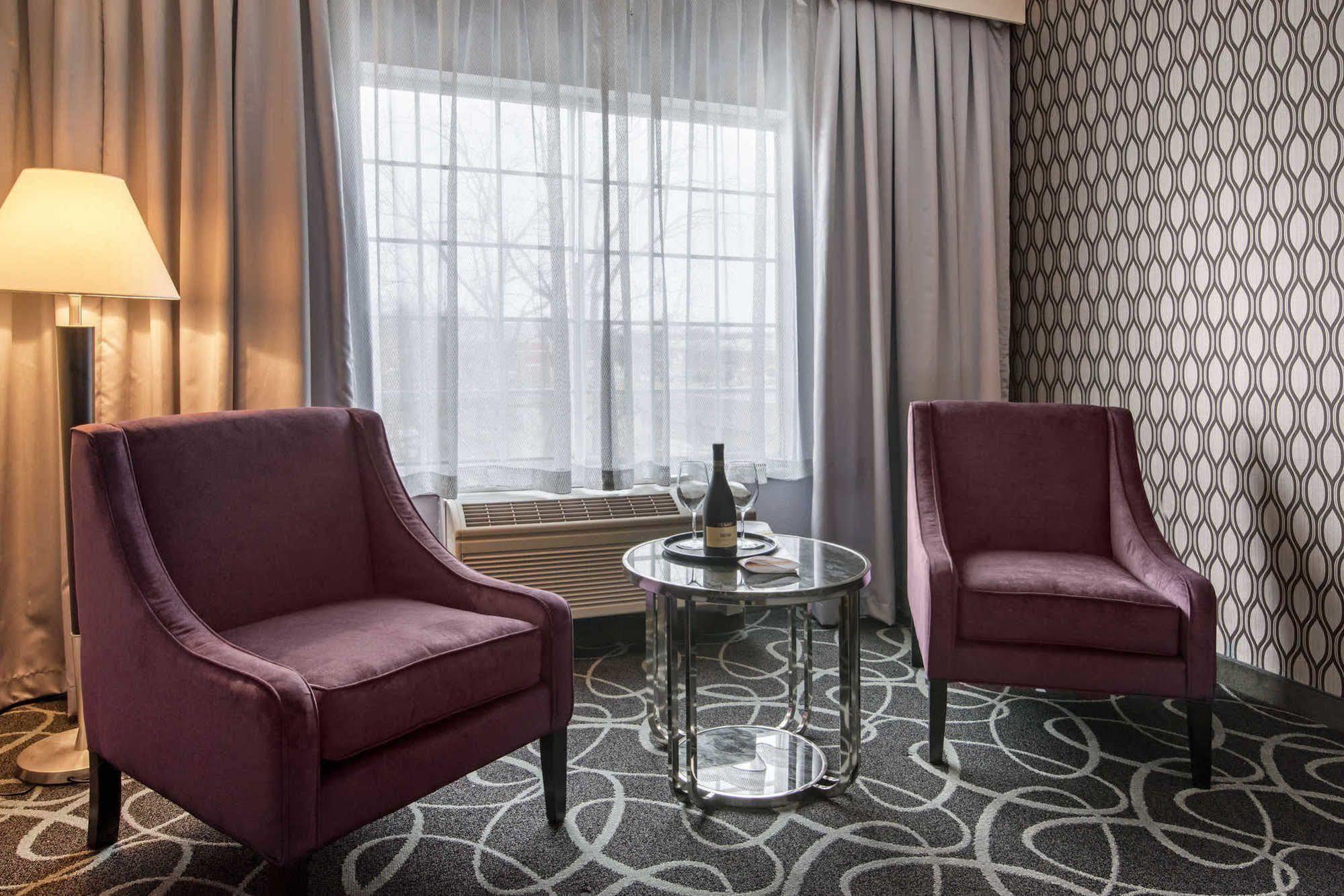 Park Manor Hotel คลิฟตันพาร์ค ภายนอก รูปภาพ A room at the hotel