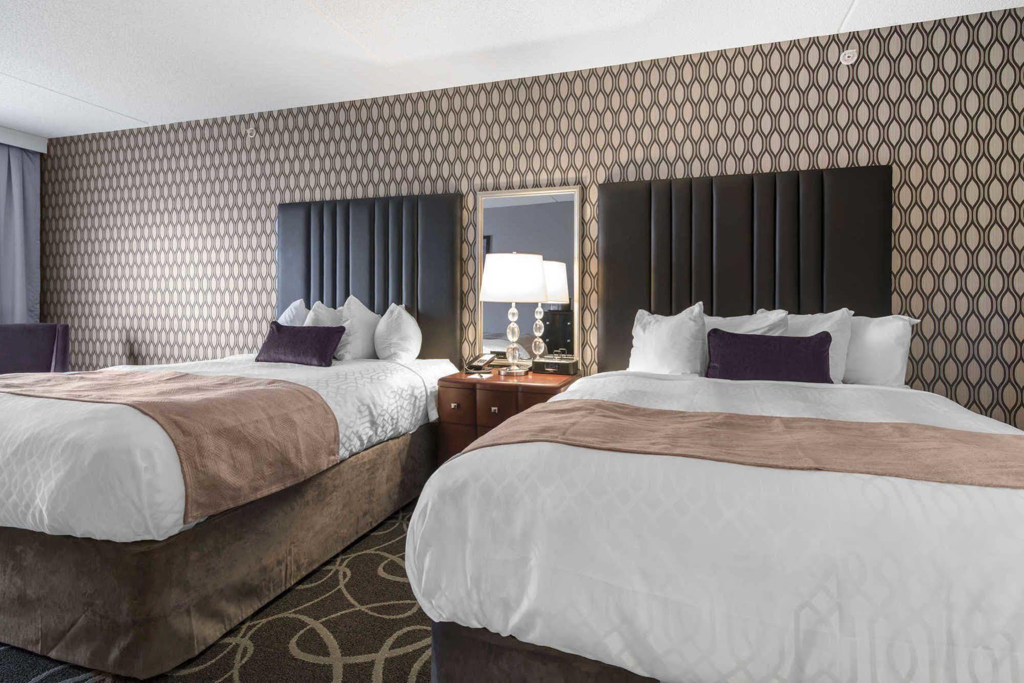 Park Manor Hotel คลิฟตันพาร์ค ภายนอก รูปภาพ A typical room at the Hilton Garden Inn