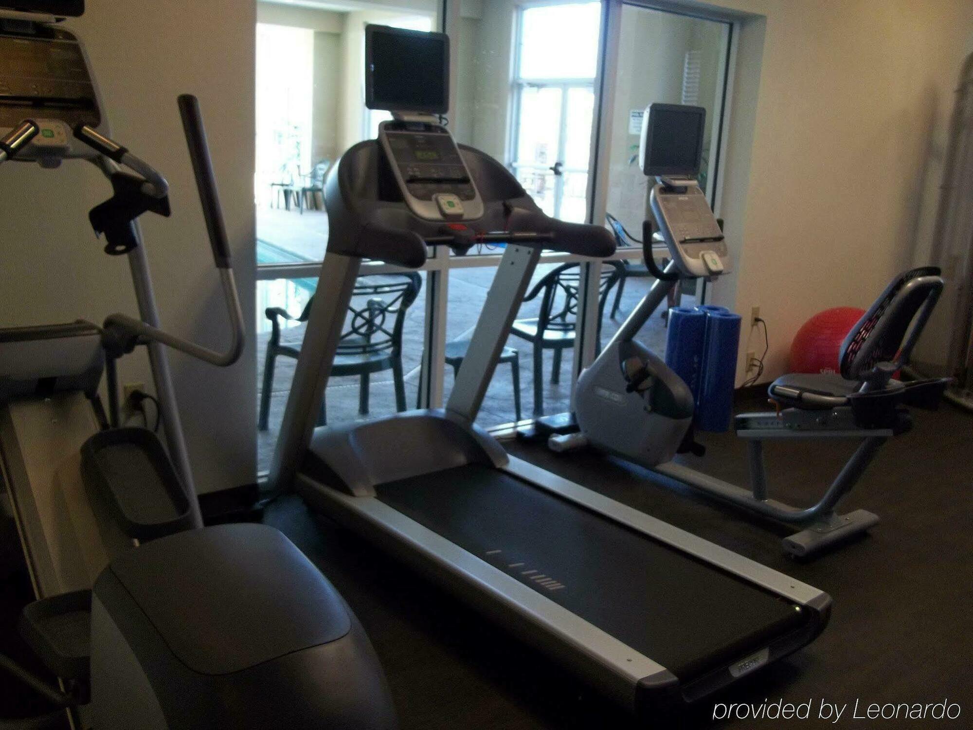 Park Manor Hotel คลิฟตันพาร์ค ภายนอก รูปภาพ A treadmill